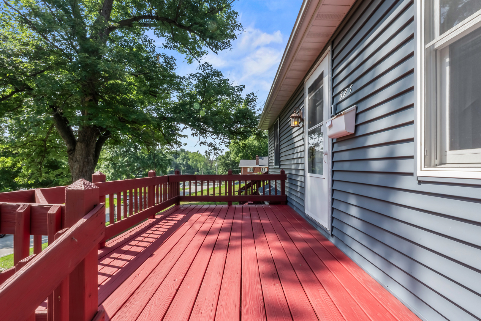 575 Sheridan Drive Property Photo 3