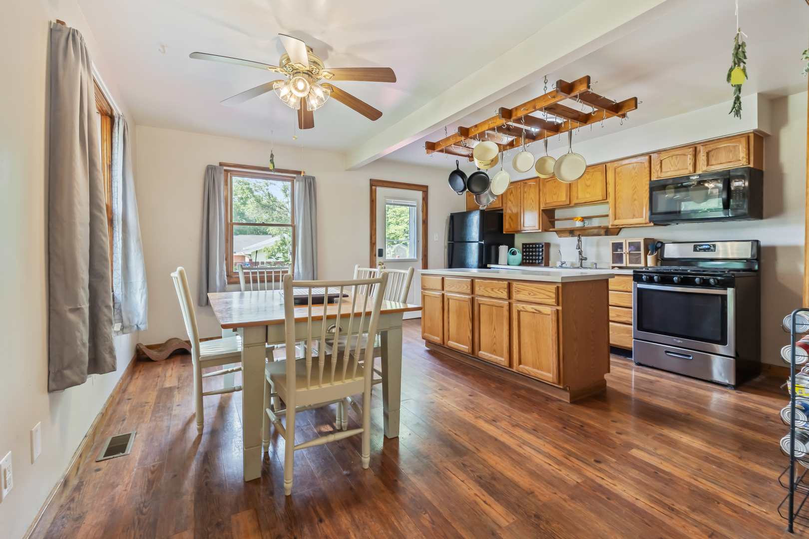 575 Sheridan Drive Property Photo 10