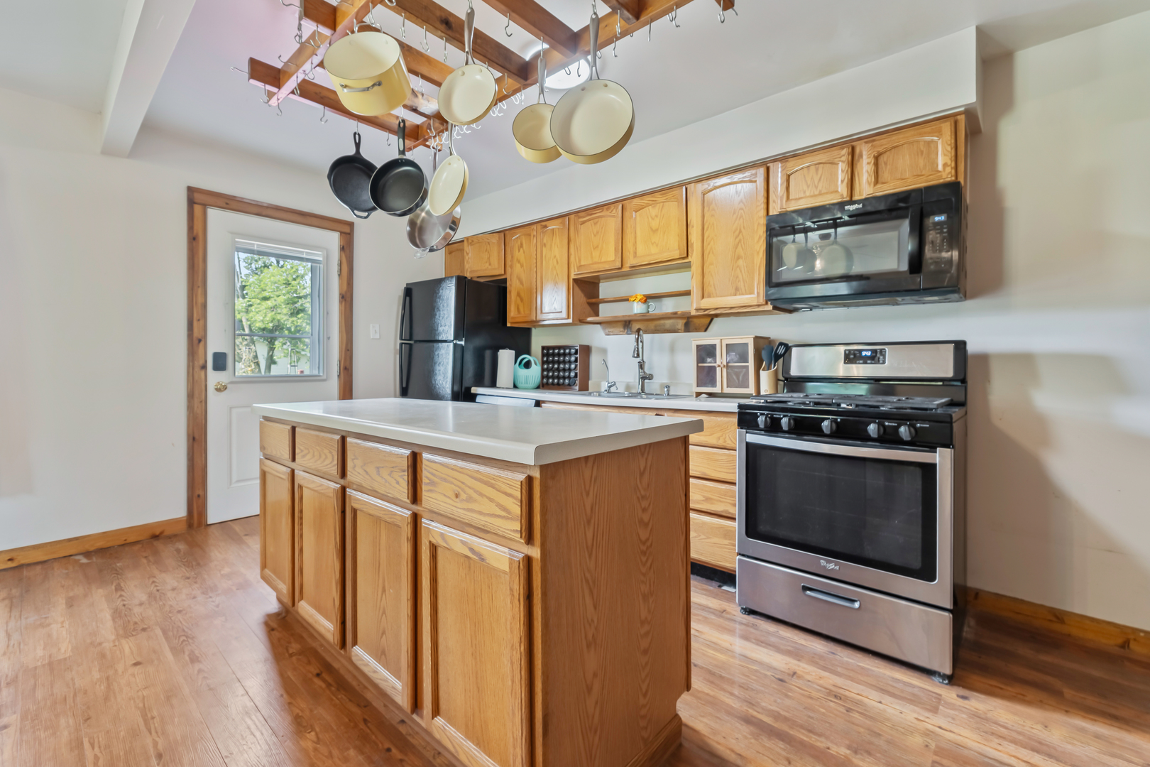 575 Sheridan Drive Property Photo 11