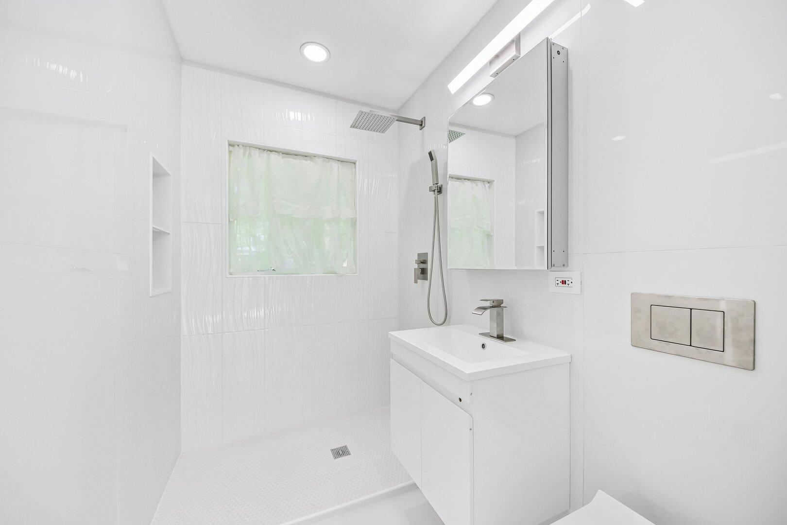 2804 Old Oak Drive Property Photo 13