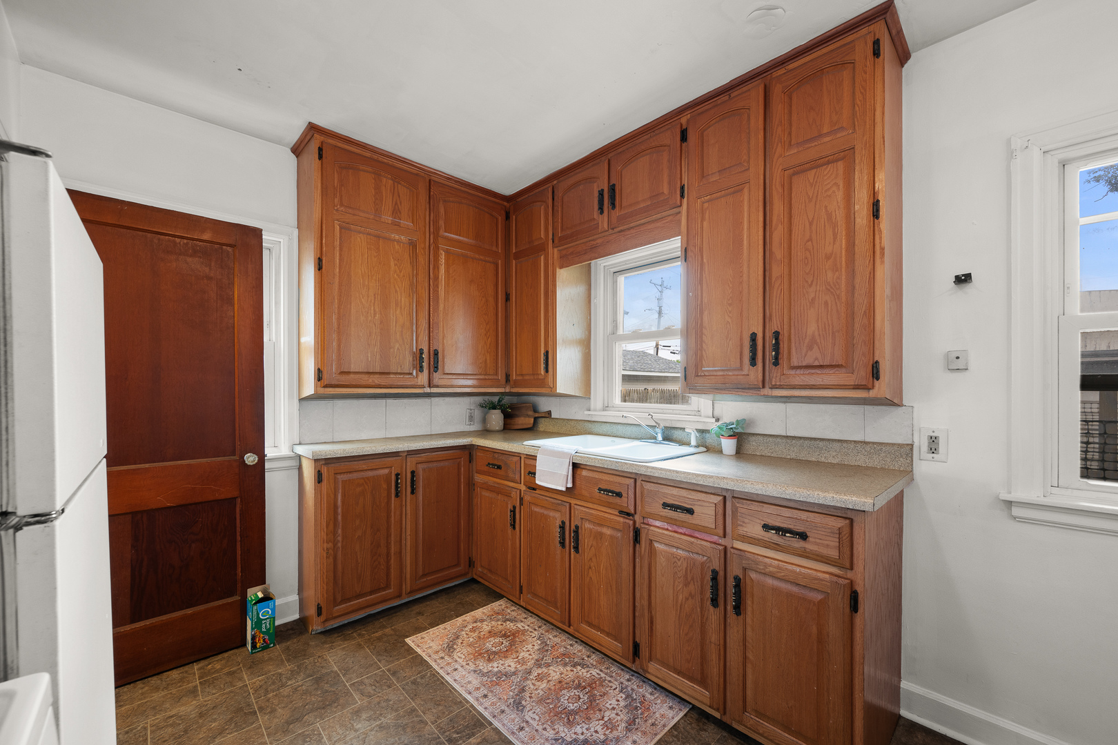 2423 W Locust Street Property Photo 6