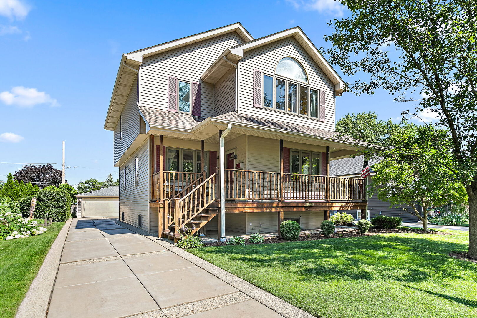 133 N Elroy Avenue Property Photo 1