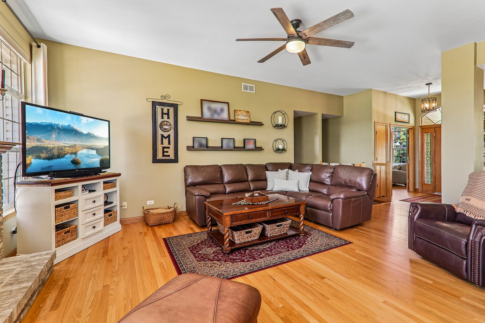 5715 Saddle Ridge Property Photo 8