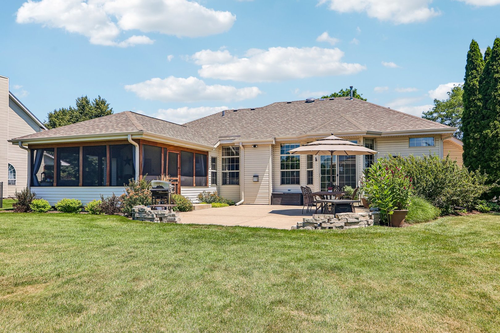 5715 Saddle Ridge Property Photo 34