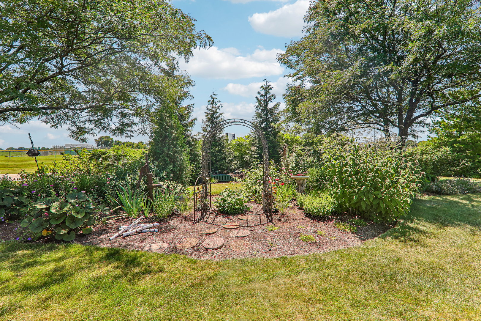 5715 Saddle Ridge Property Photo 38