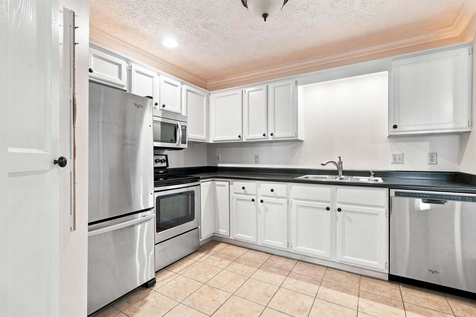 4195 Fairview Drive 1 Property Photo 14