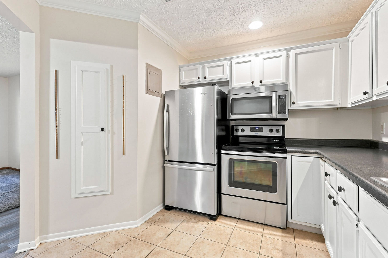 4195 Fairview Drive 1 Property Photo 15