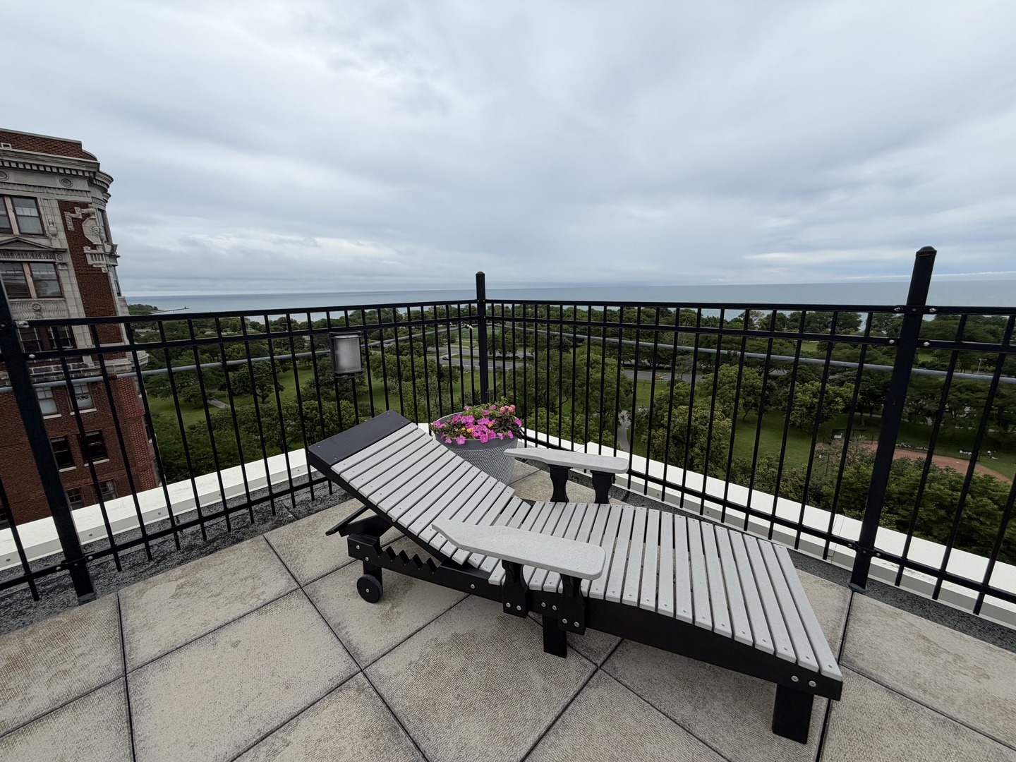 4980 N Marine Drive 1134 Property Photo 25