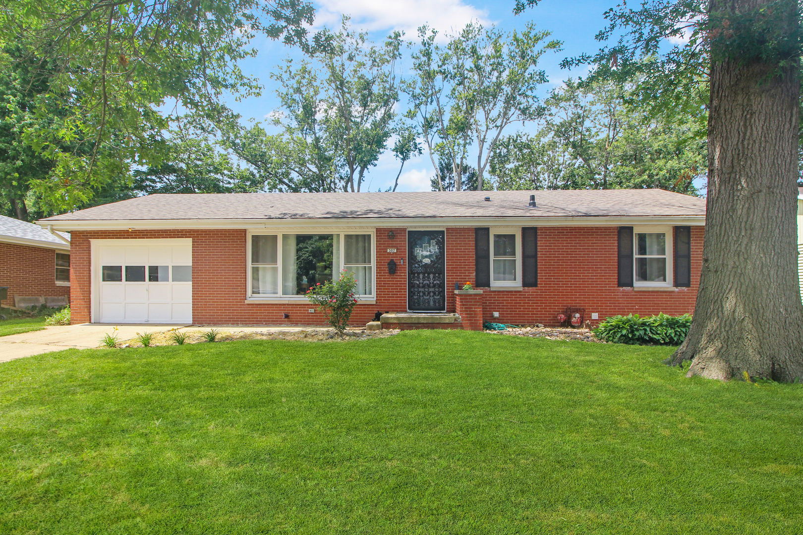 307 Margaret Avenue Property Photo 1