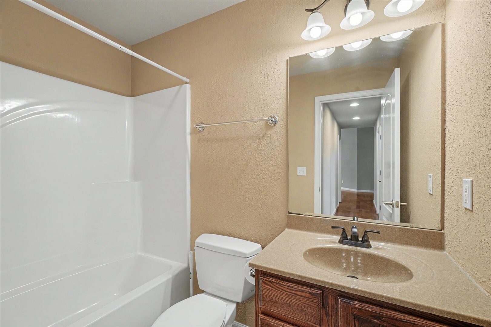 609 N Glover Court Property Photo 31