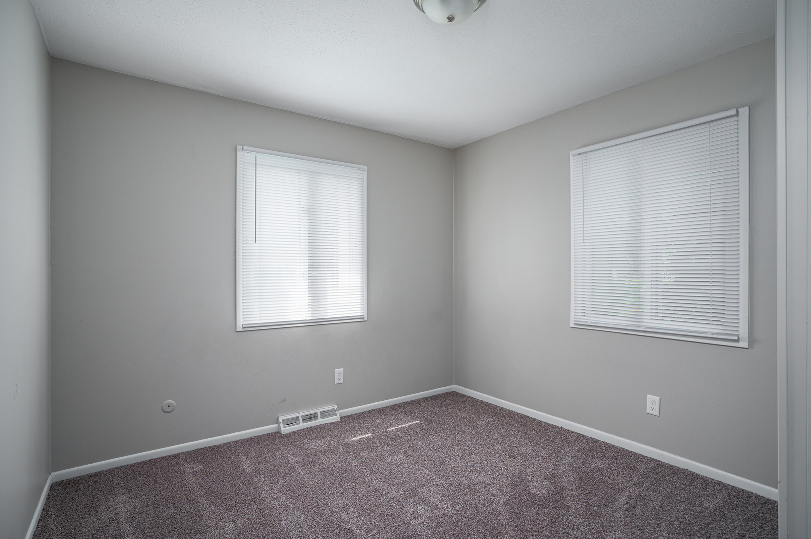 4430 Canterbury Lane Property Photo 16