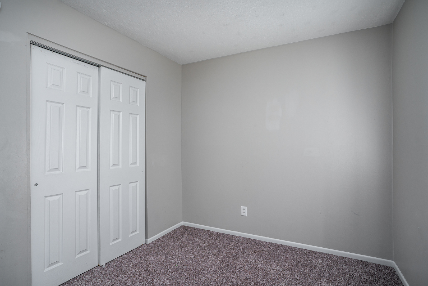 4430 Canterbury Lane Property Photo 17