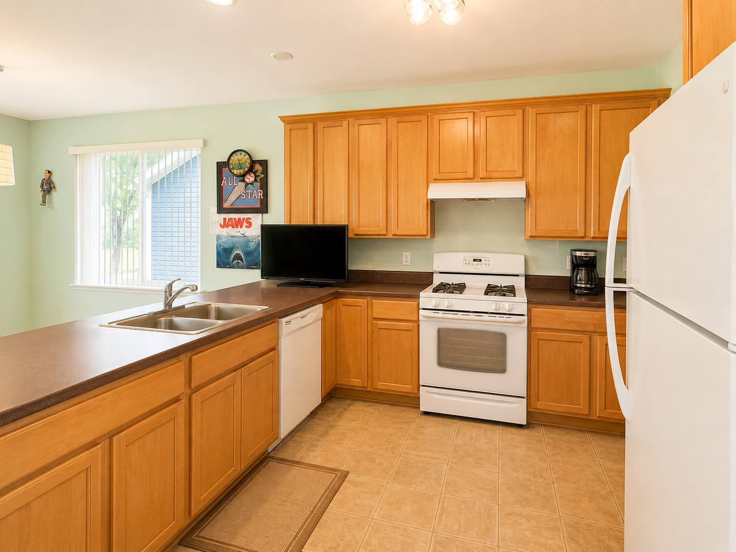 721 Bonaventure Drive Property Photo 2