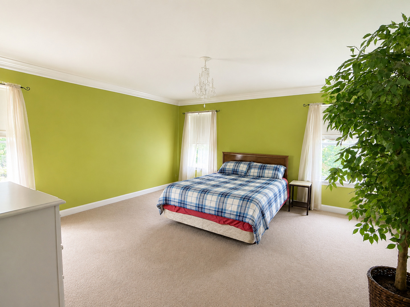 721 Bonaventure Drive Property Photo 12