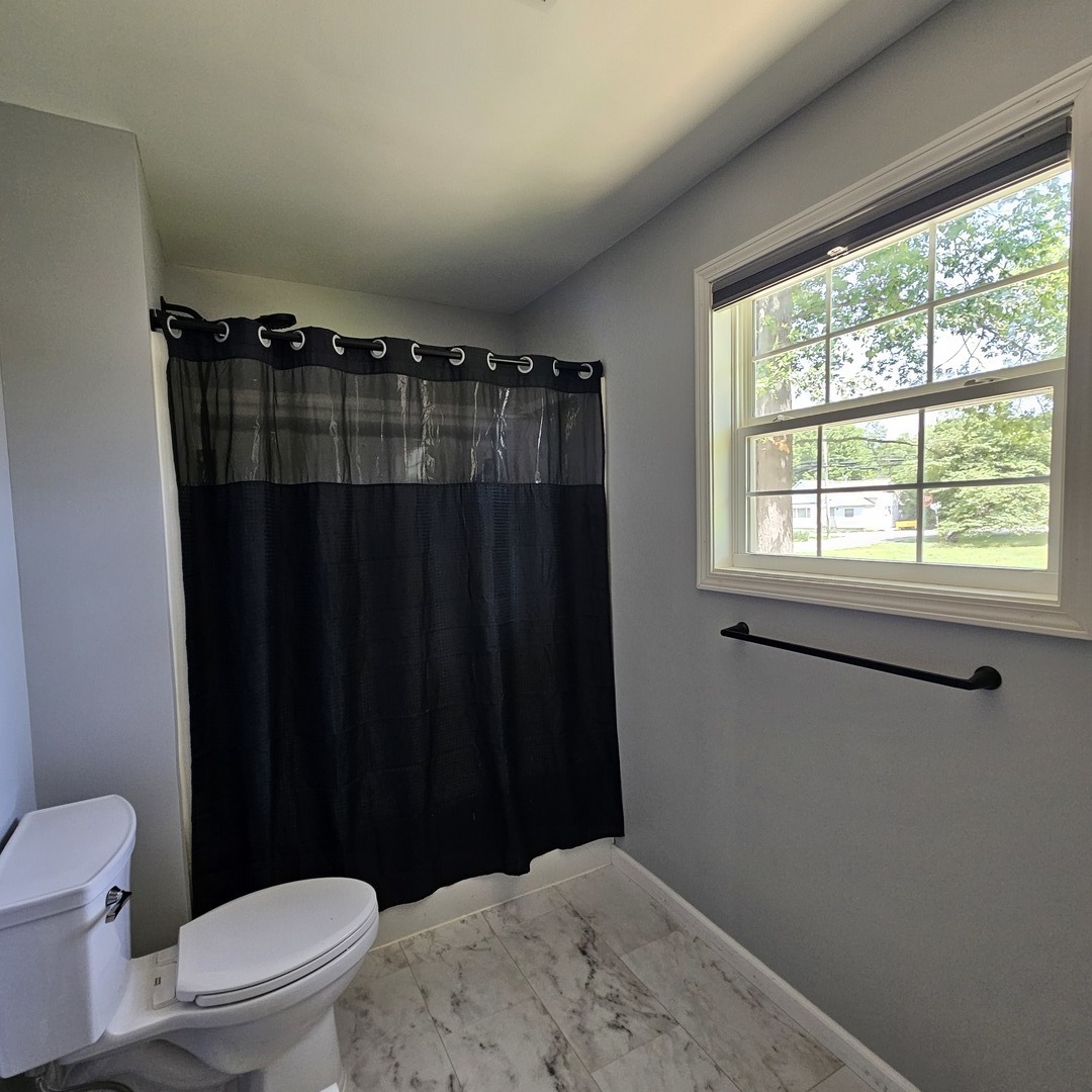 900 Oregon Street Property Photo 16