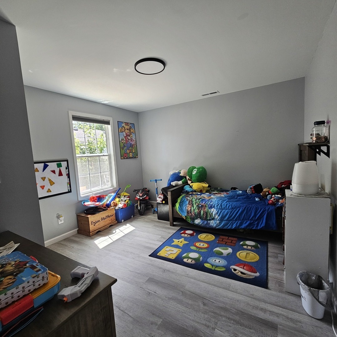 900 Oregon Street Property Photo 18