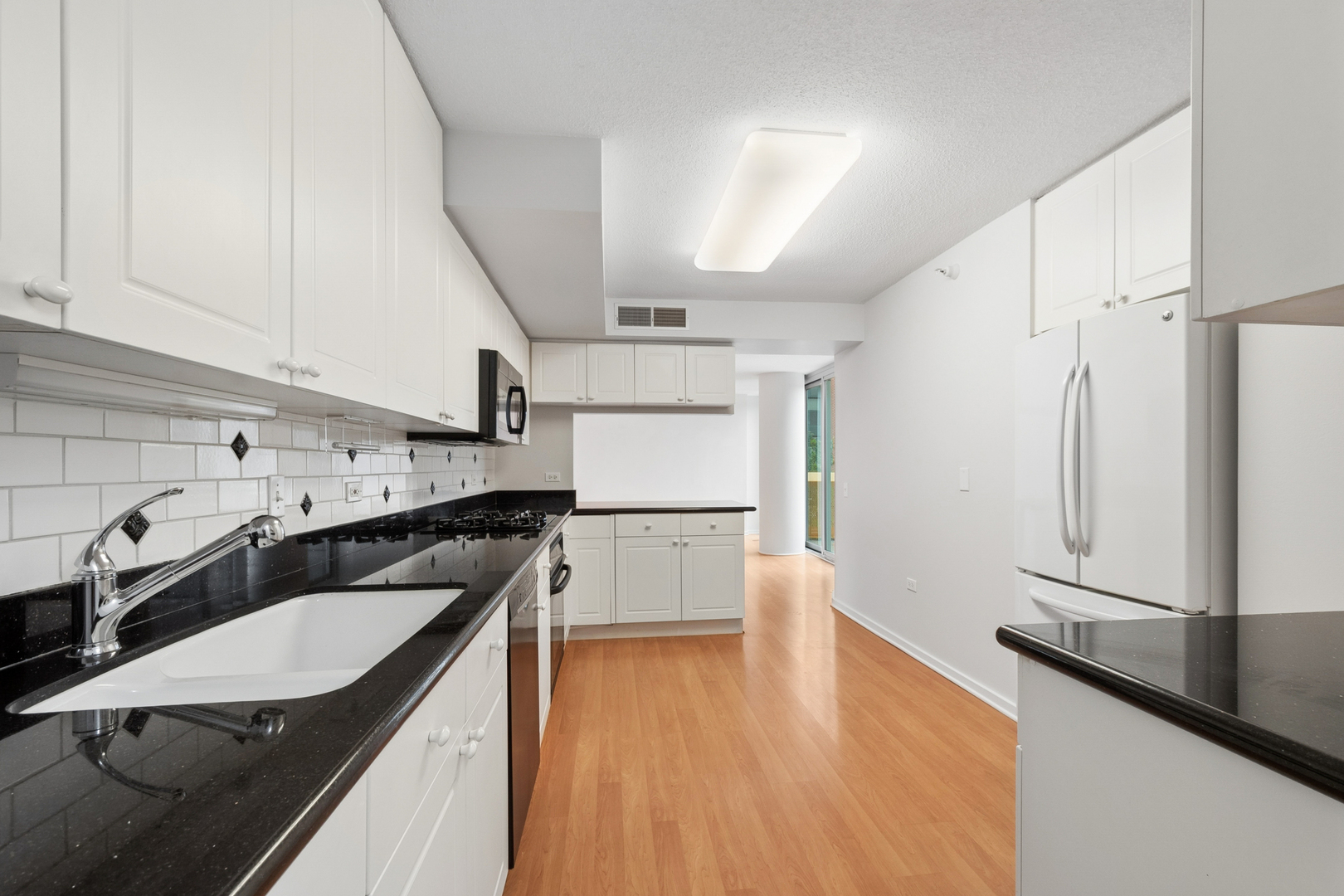 1580 Sherman Avenue 405 Property Photo 9