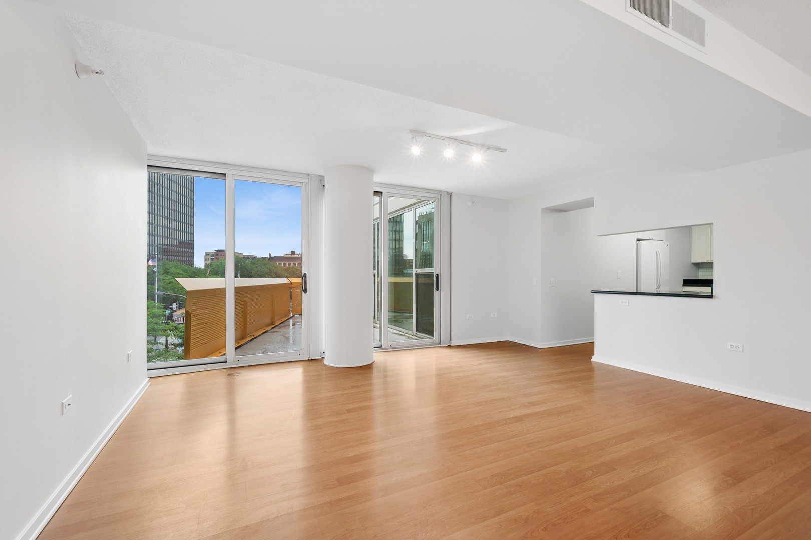 1580 Sherman Avenue 405 Property Photo 10