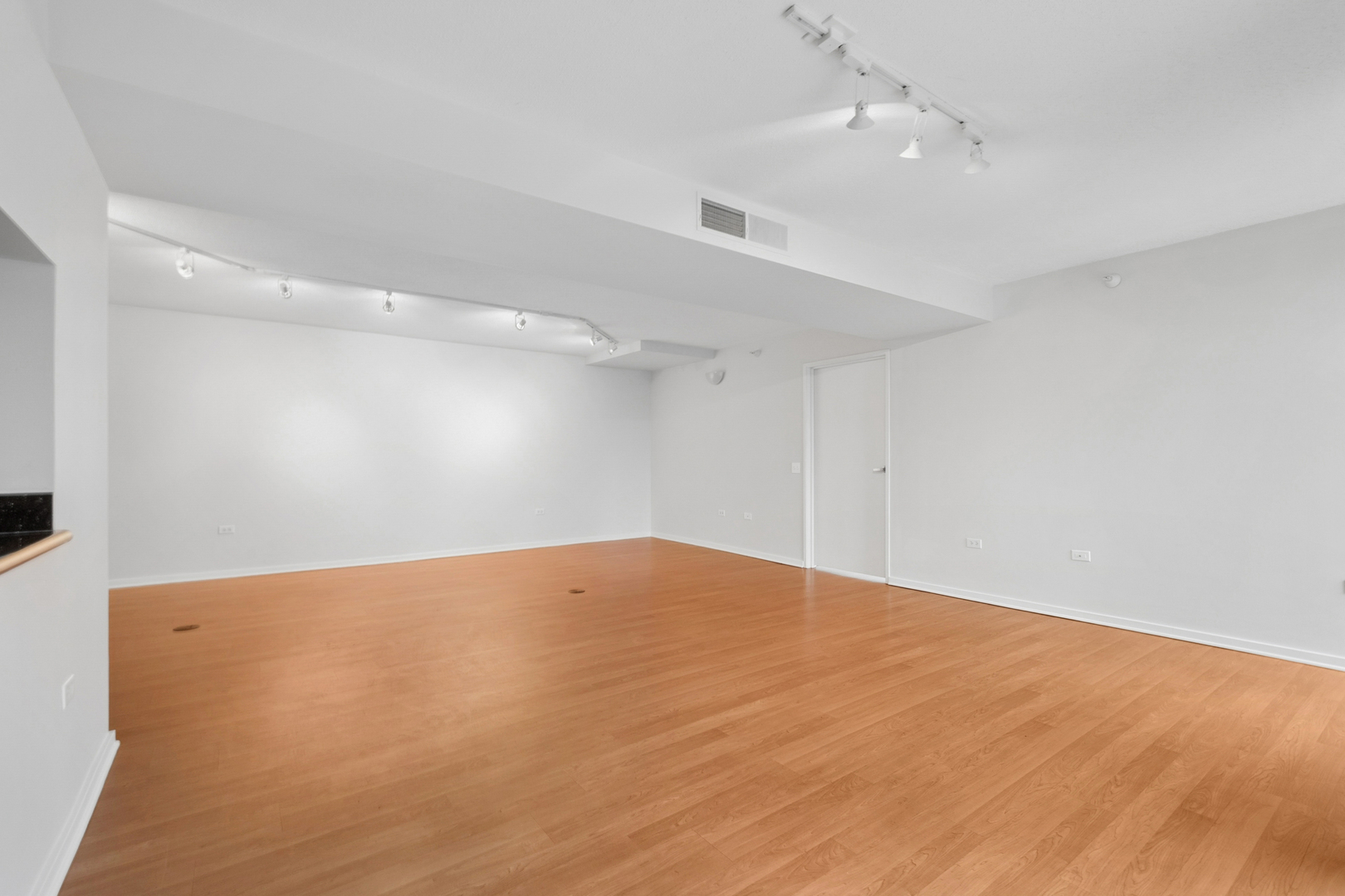 1580 Sherman Avenue 405 Property Photo 12