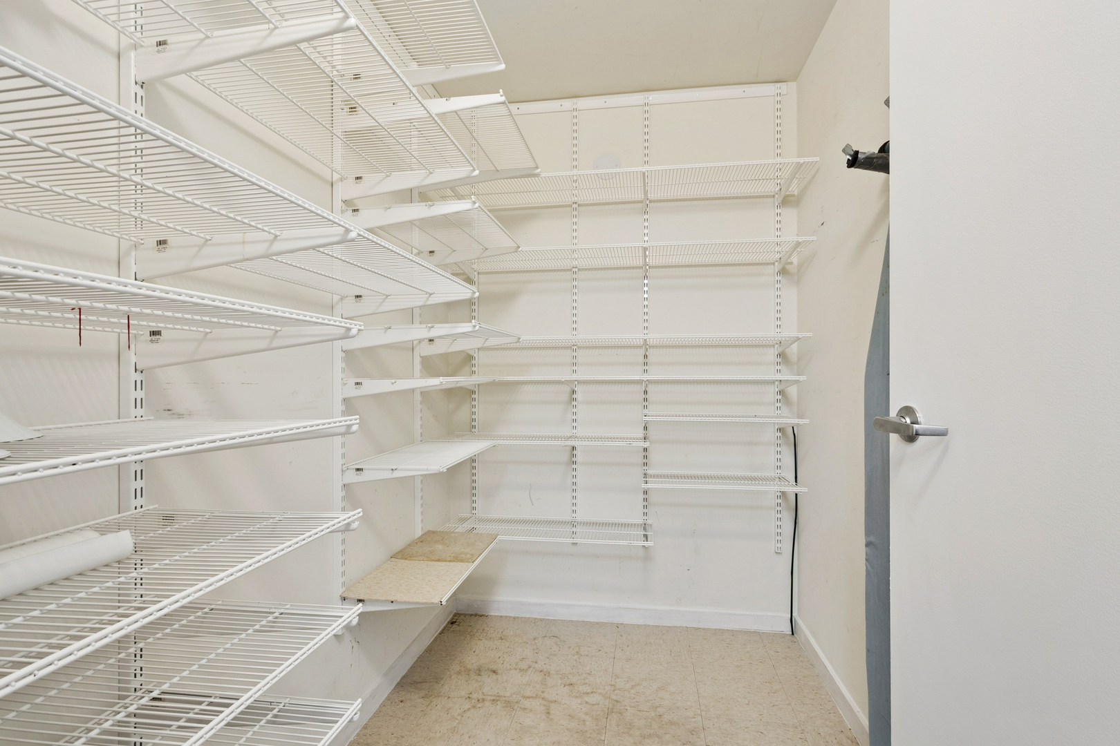 1580 Sherman Avenue 405 Property Photo 22