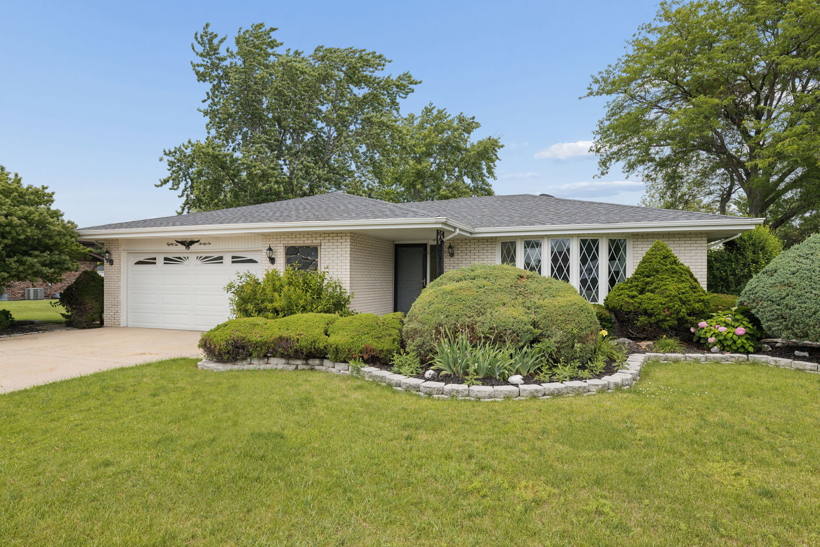 8226 Bob O Link Road Property Photo 1
