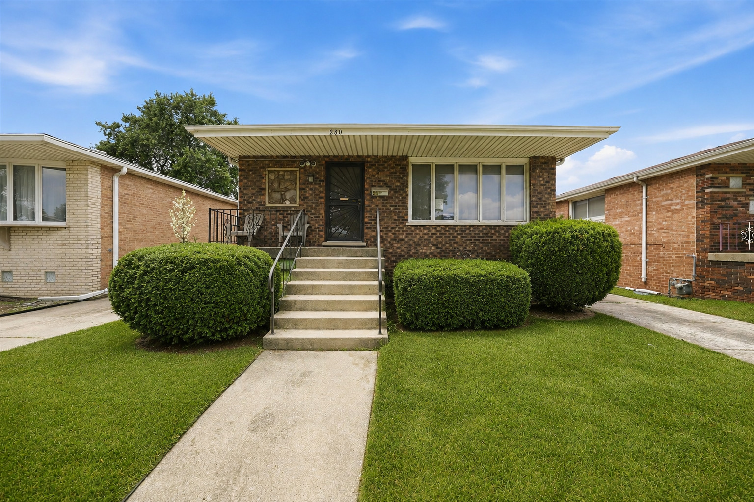 280 Prairie Avenue Property Photo