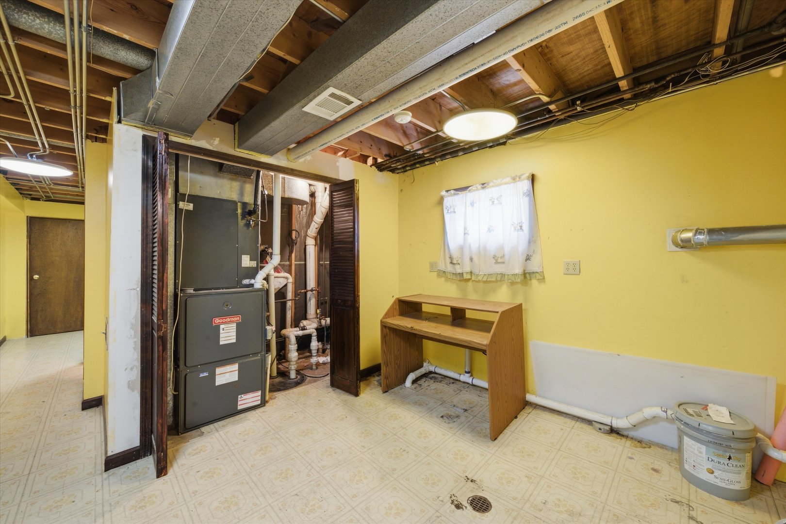 280 Prairie Avenue Property Photo 18