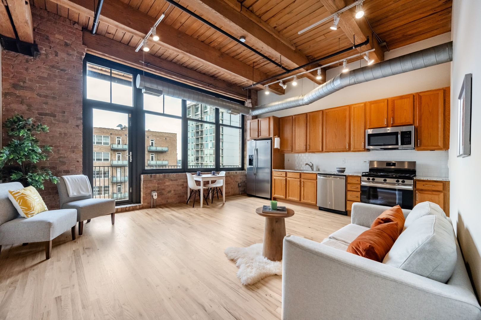 625 W Jackson Boulevard 606 Property Photo 2