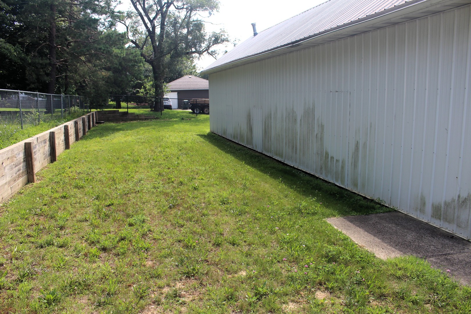 811 E State Highway 54 Property Photo 9