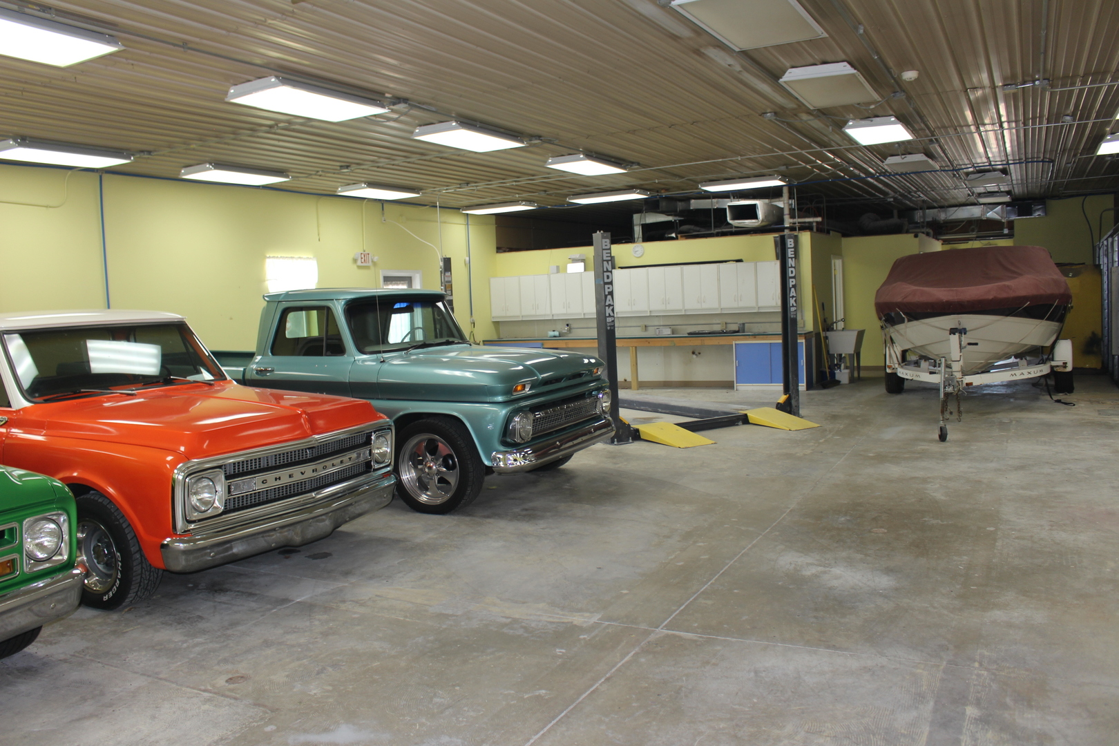 811 E State Highway 54 Property Photo 16
