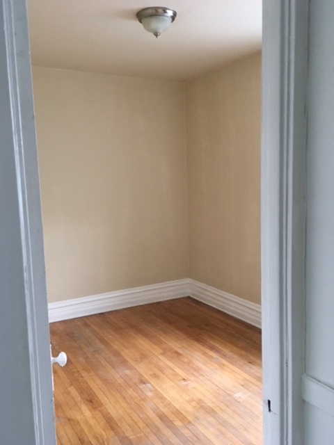 3246 N Seminary Avenue 1r Property Photo 8