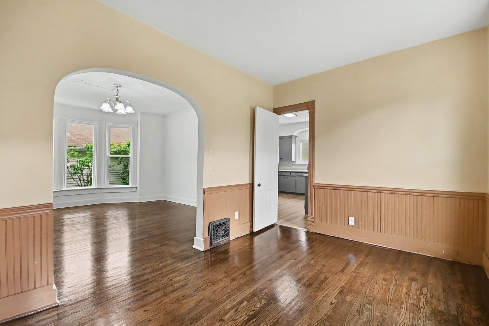 662 Bent Street Property Photo 4