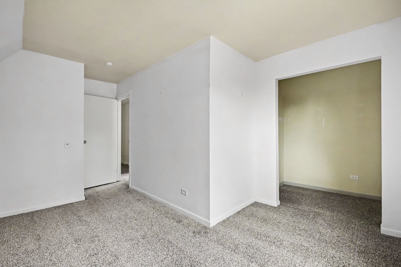 662 Bent Street Property Photo 18