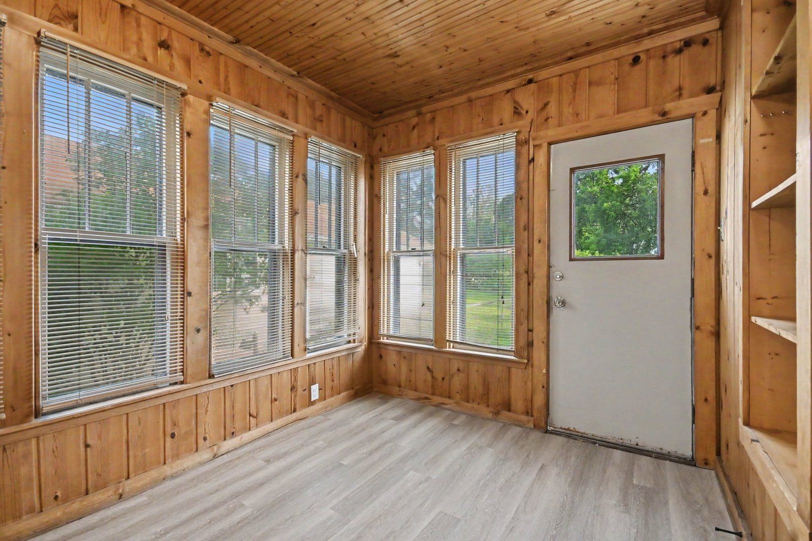 662 Bent Street Property Photo 19