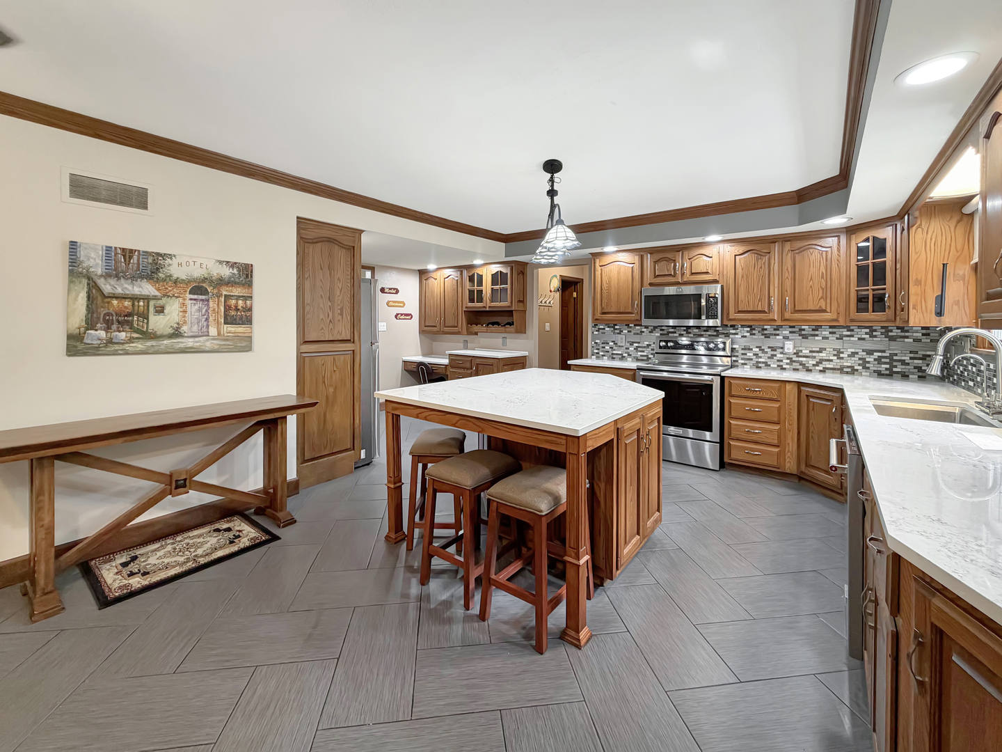 2094 Running Deer Lane Property Photo 17