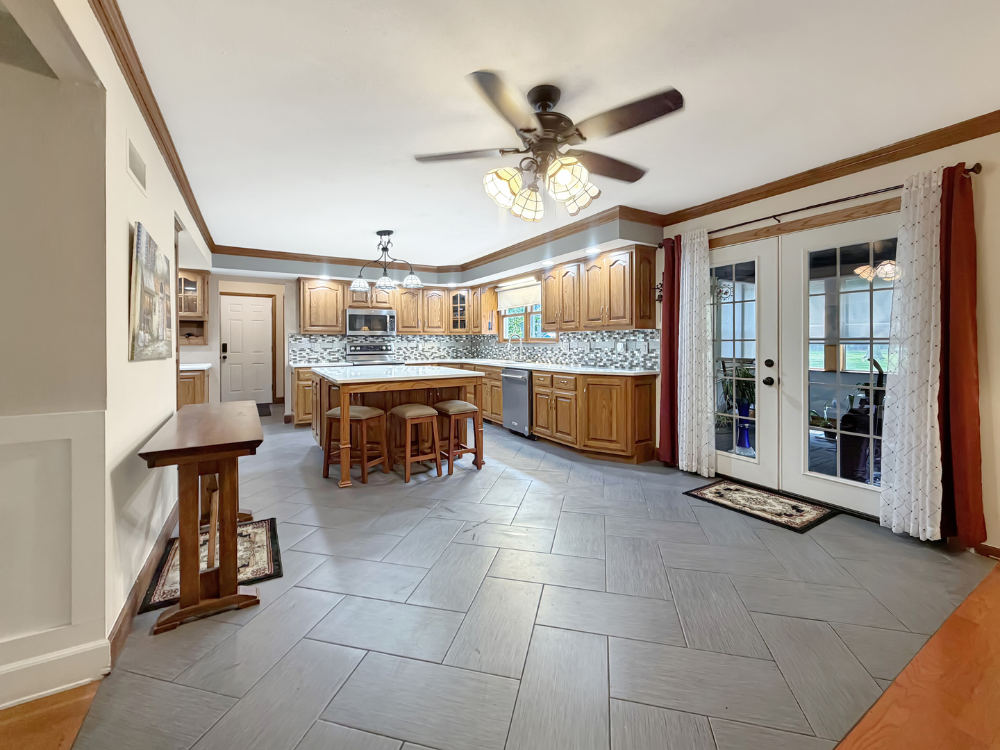 2094 Running Deer Lane Property Photo 19