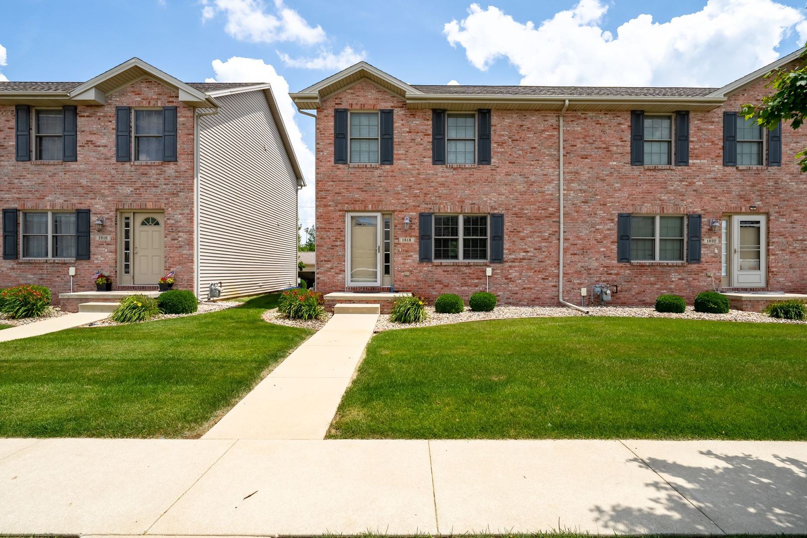 1818 Glenbridge Road Property Photo 1