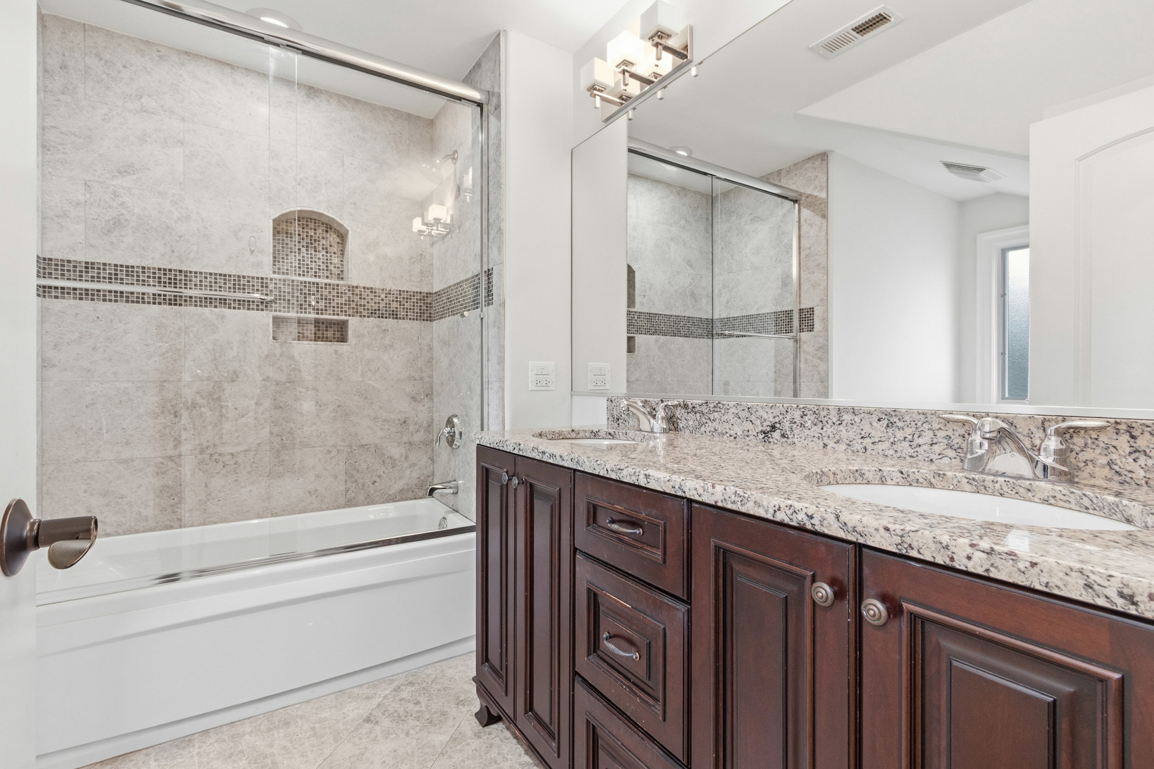 1736 Brian Grant Court Property Photo 39