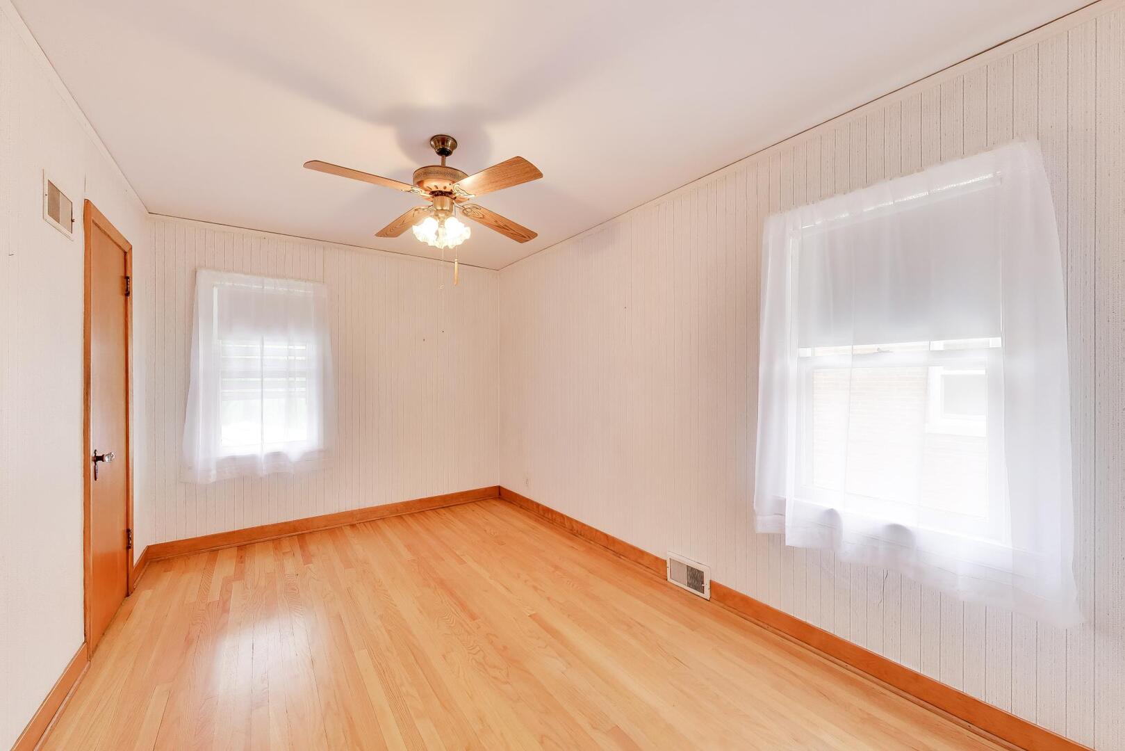 10426 S Artesian Avenue Property Photo 15
