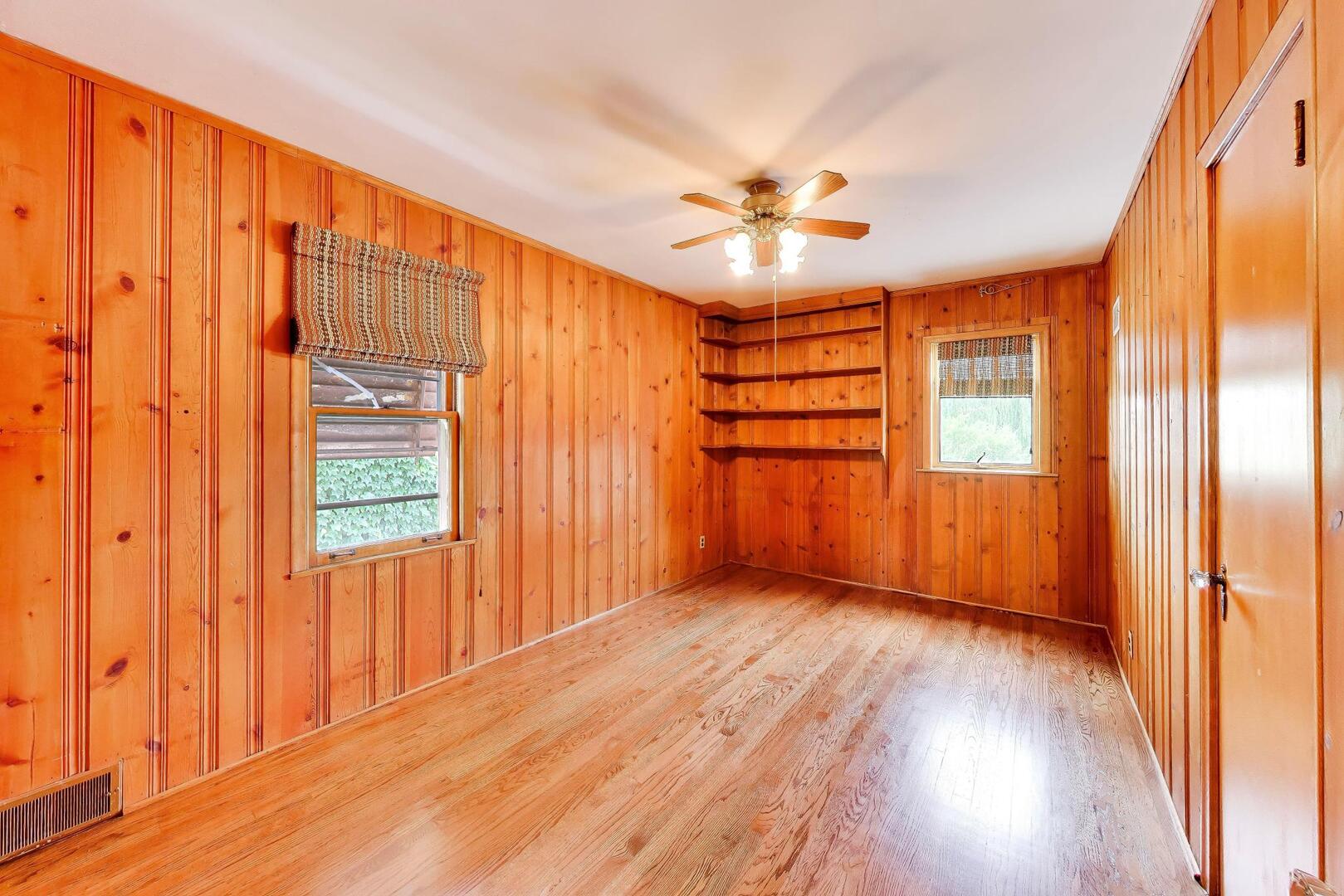 10426 S Artesian Avenue Property Photo 17