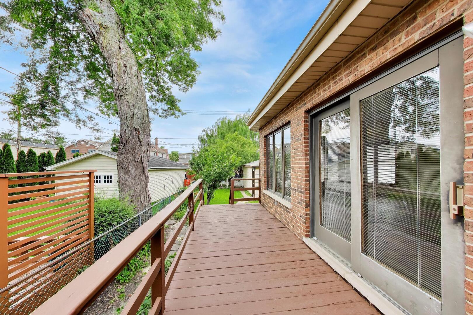 10426 S Artesian Avenue Property Photo 25