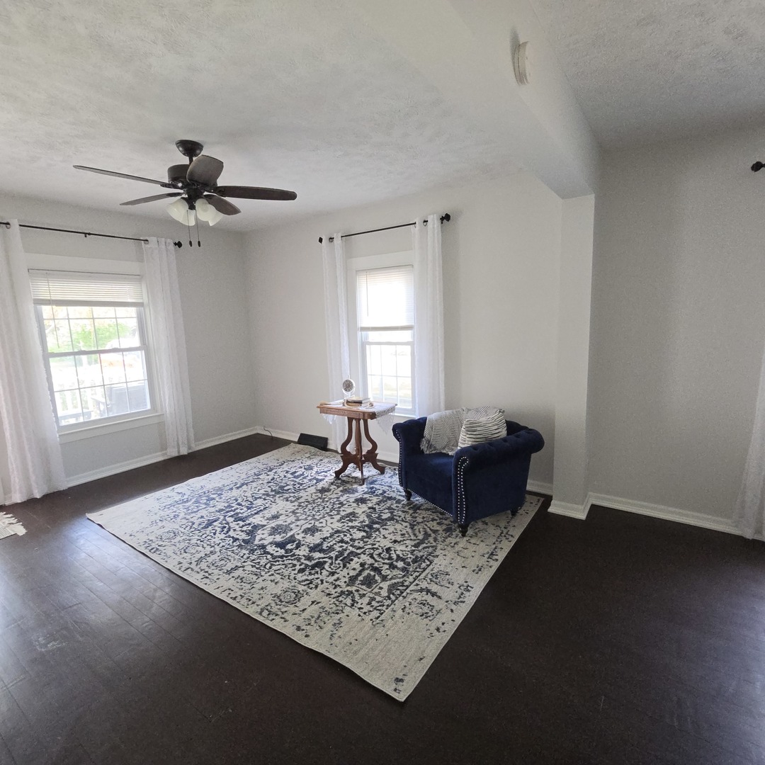 1206 S Commercial Street Property Photo 25