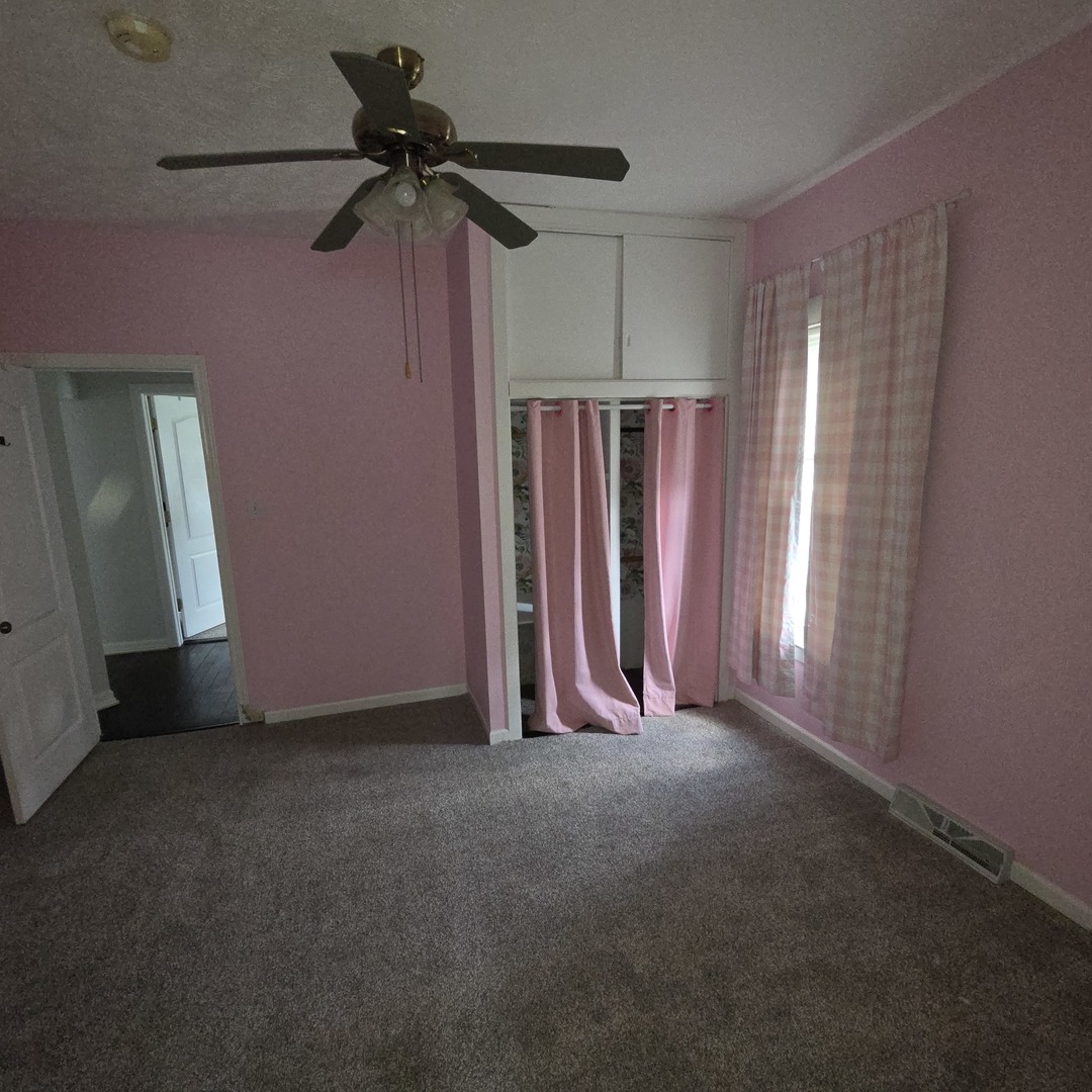 1206 S Commercial Street Property Photo 30