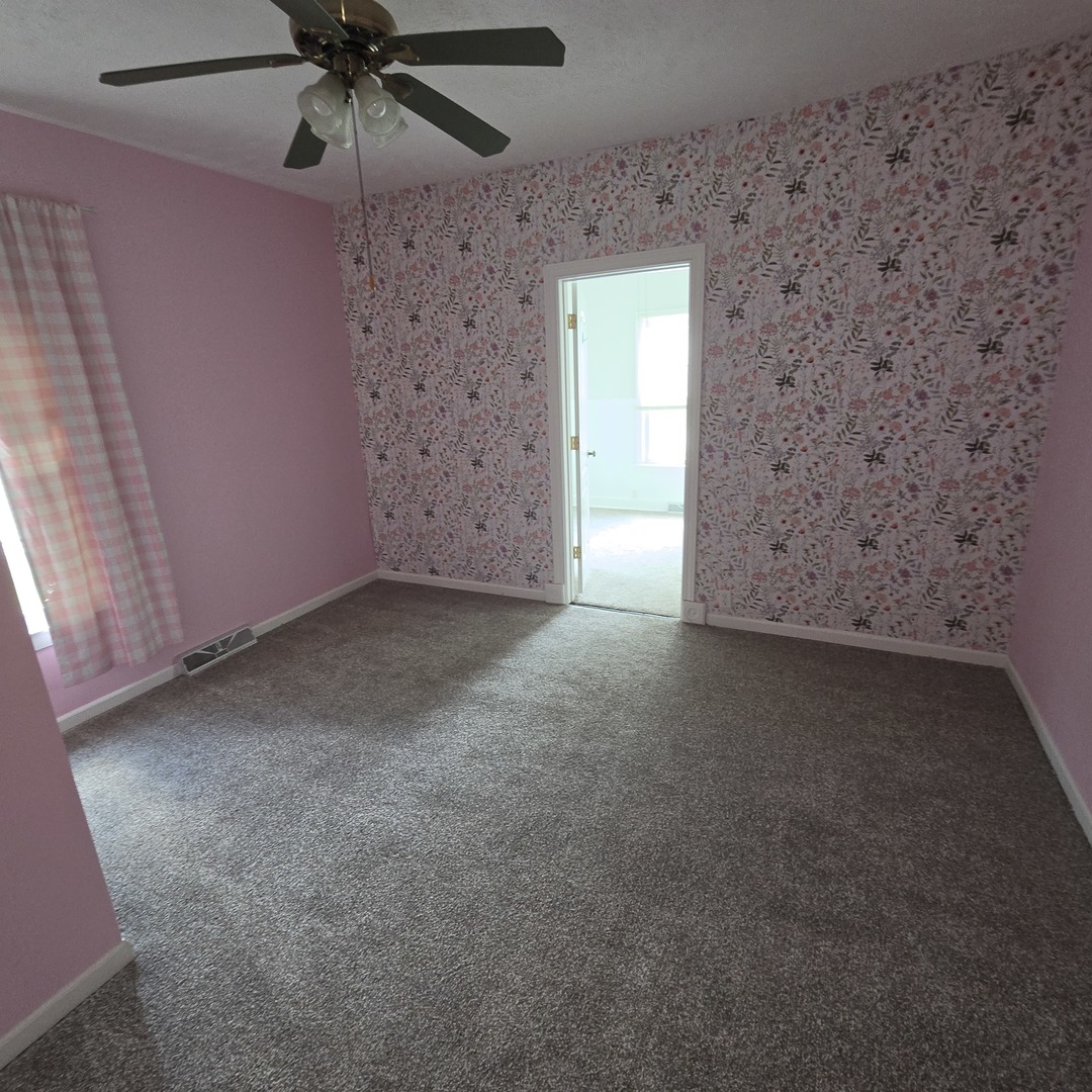 1206 S Commercial Street Property Photo 31