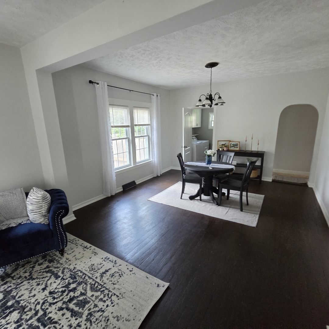 1206 S Commercial Street Property Photo 36