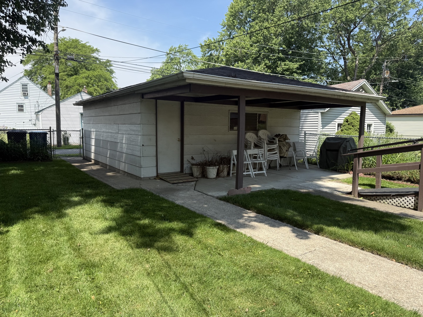 12448 S Elizabeth Street Property Photo 17