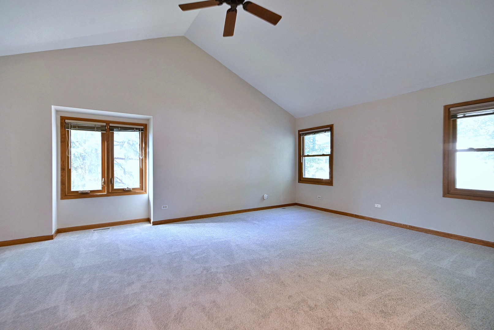 148 Schiller Square Property Photo 29