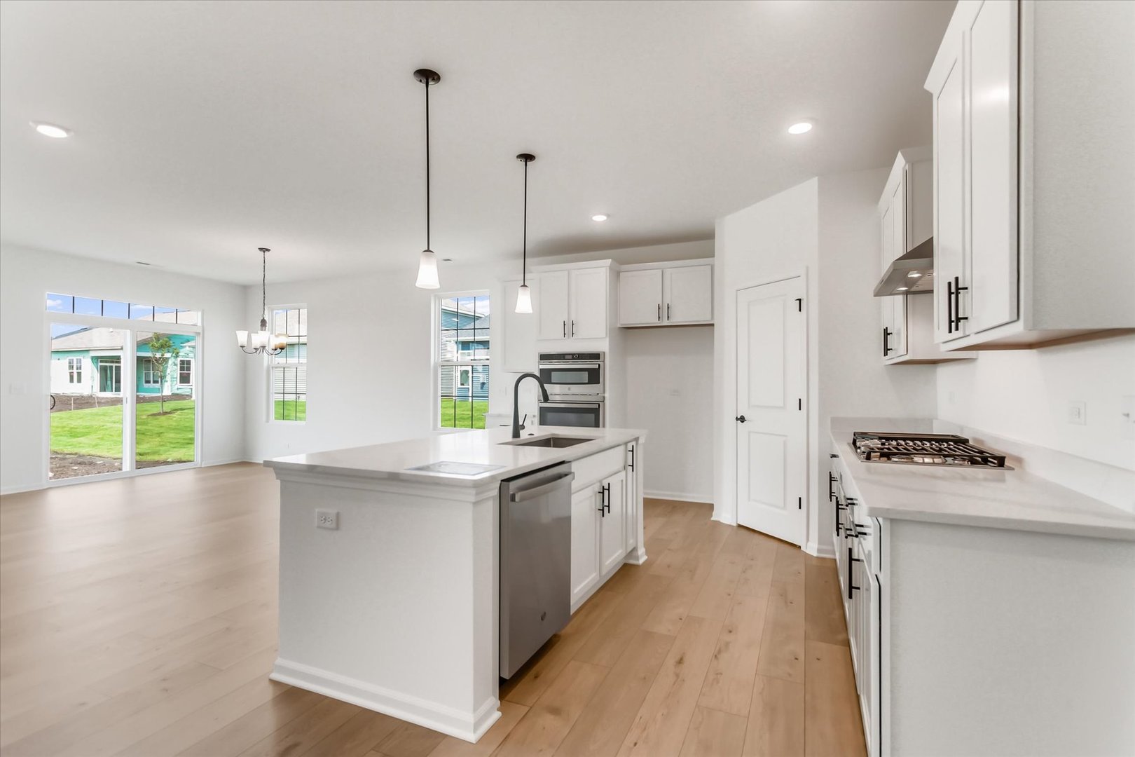 729 Alberta Avenue Property Photo 8