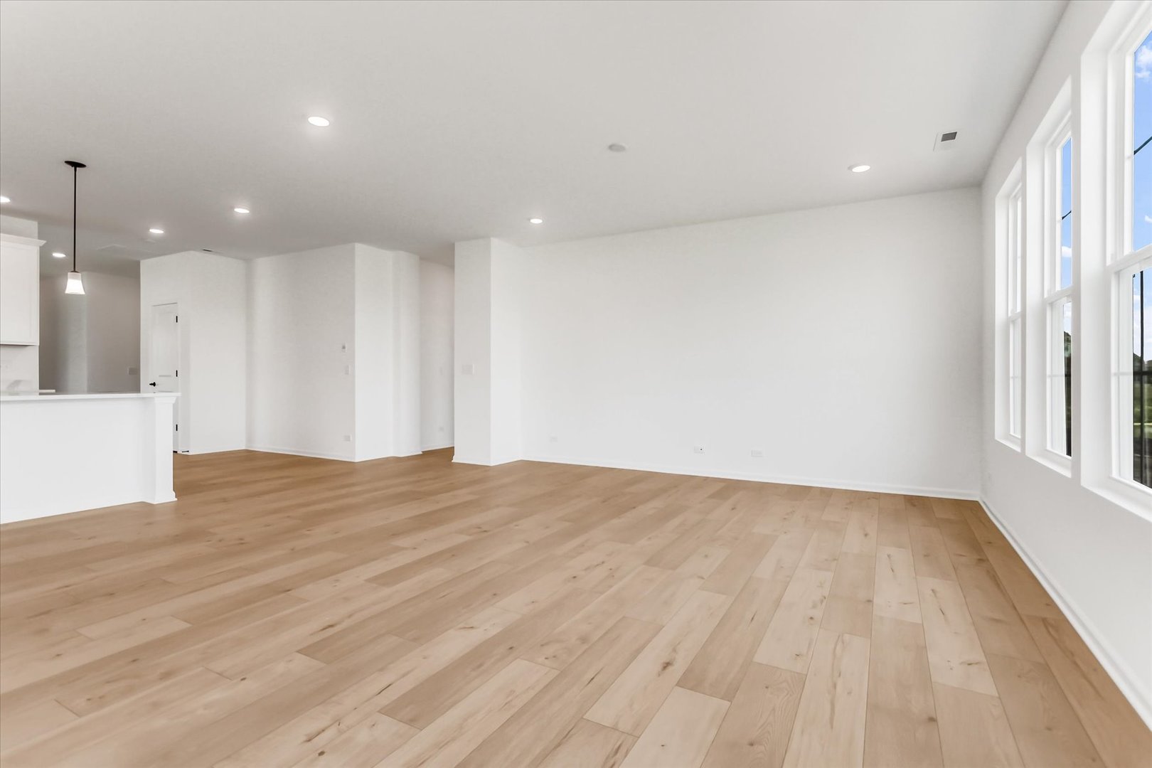 729 Alberta Avenue Property Photo 14