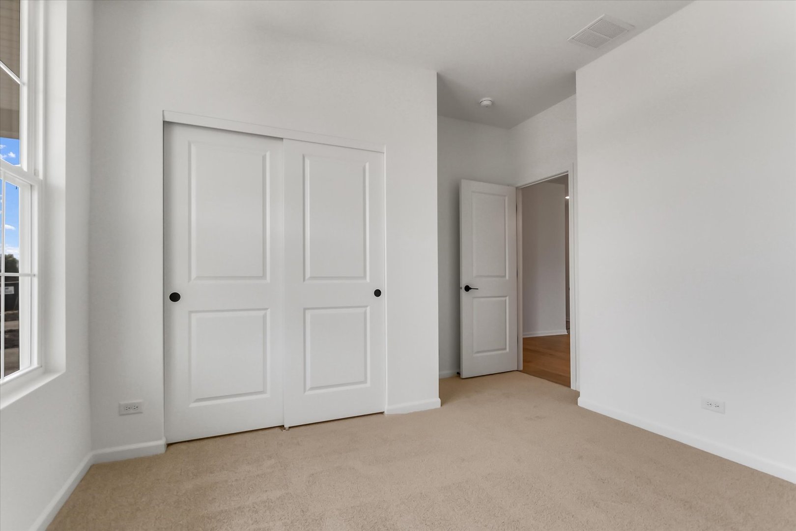 729 Alberta Avenue Property Photo 25